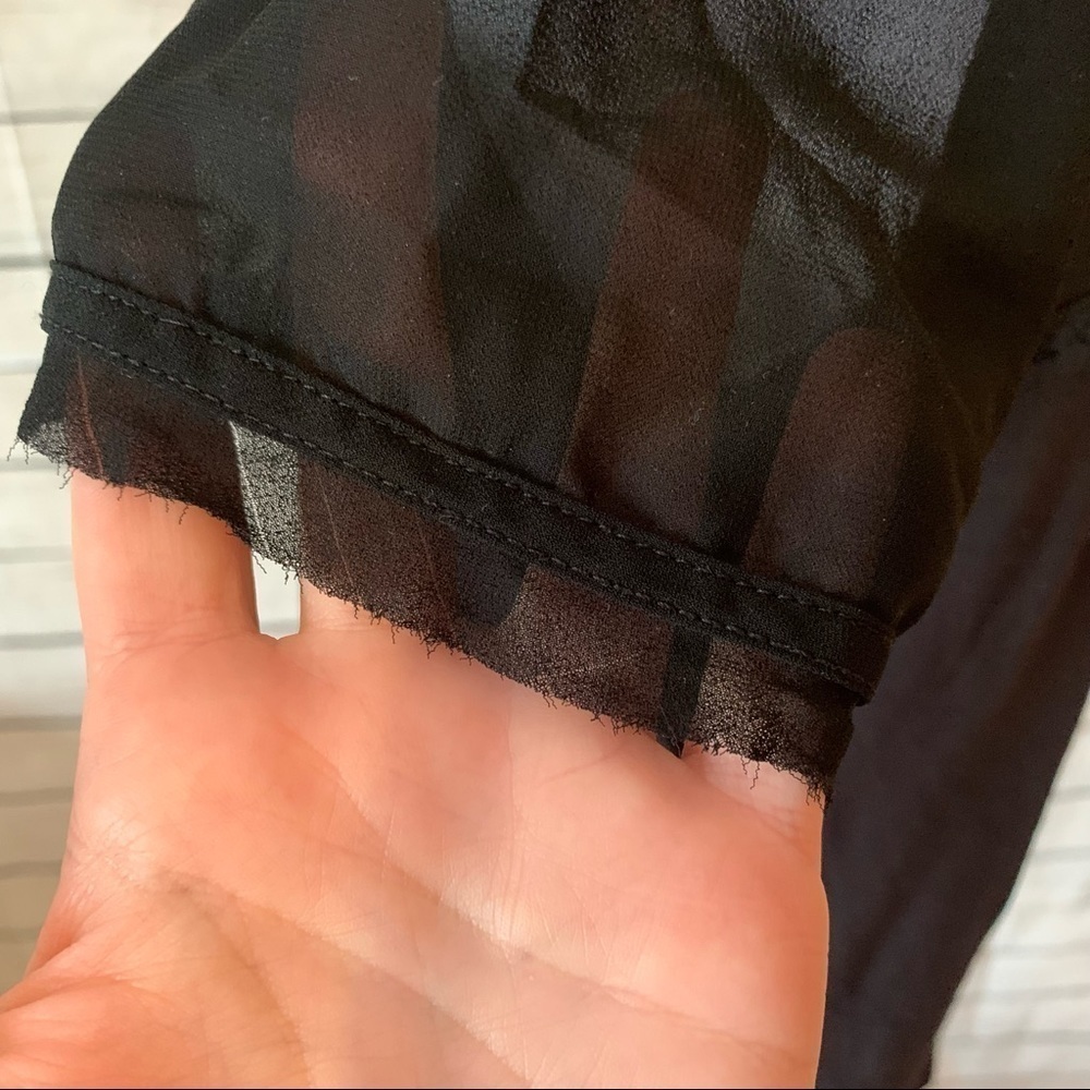 H&M Black Sheer Lace-Trimmed Top Size Medium - Picture 2 of 7
